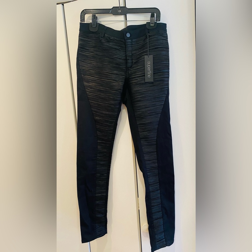 French Connection- black stretch jeans with textured front detail Sz 30 US